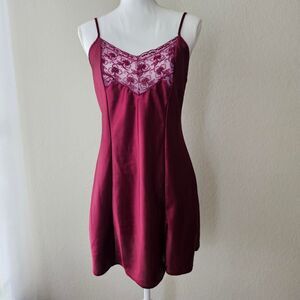 Vintage 90's Victoria's Secret coquette burgundy/wine satin and lace slip dress